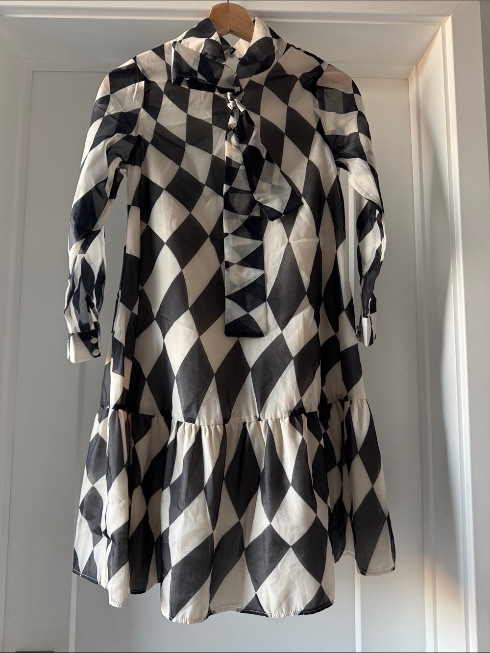 Omamimini Black and White Harlequin Print Kids Casual Dress